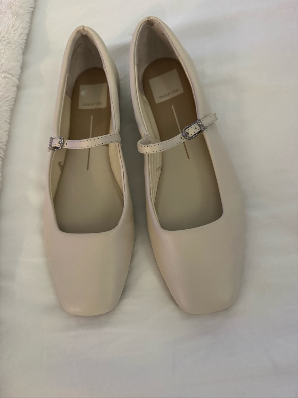 Dolce Vita Cream Mary Jane Flats - Picture 3 of 9